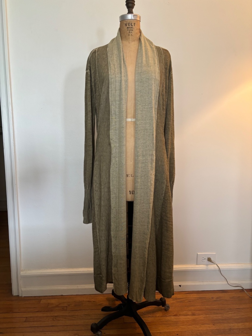 Nicholas K Wrap Sweater Cardigan Women's Medium Linen/Tencel Tan Neutral